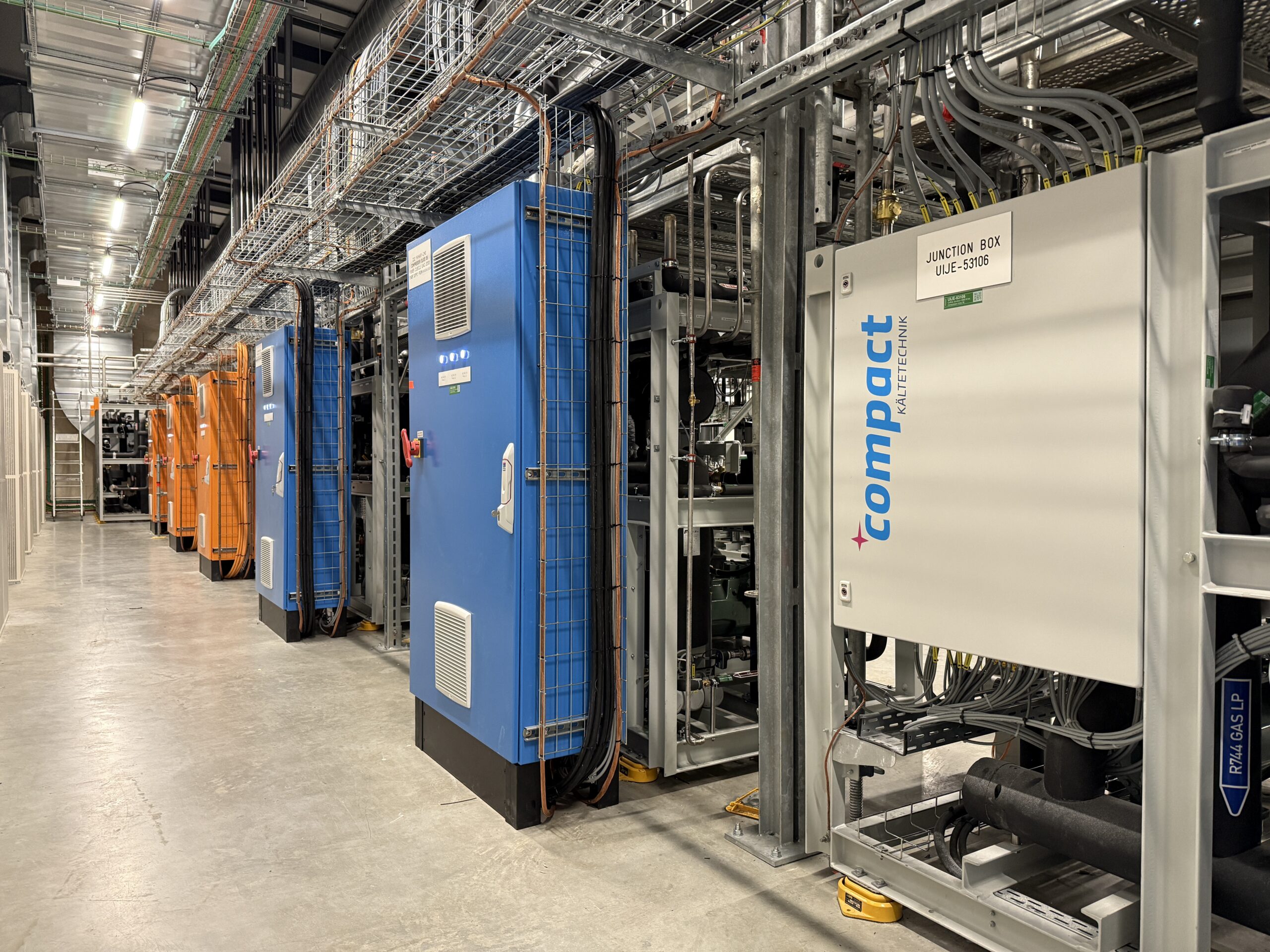2026-05-04_CERN-CMS_compact-Kaeltetechnik (214)
